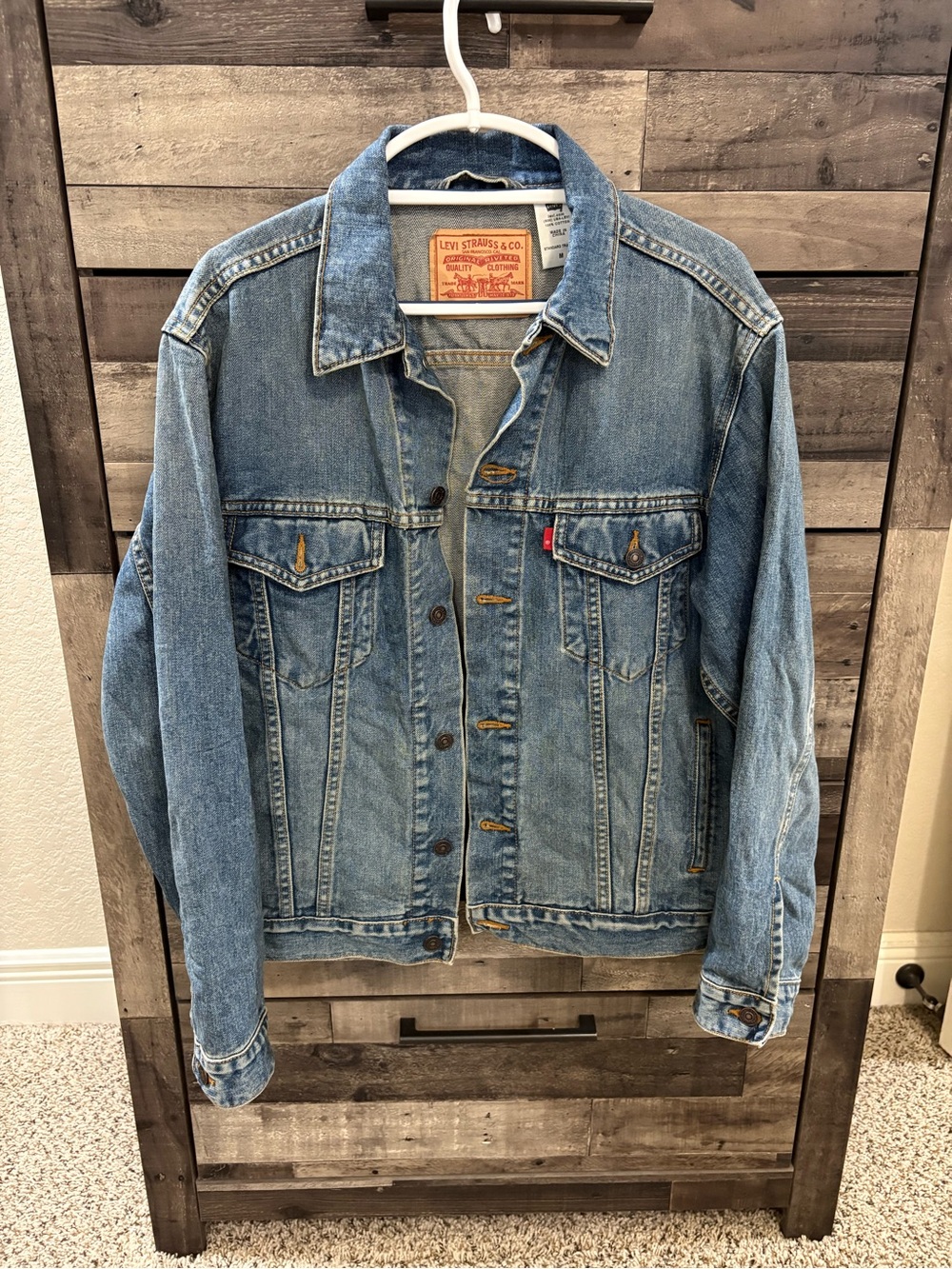 Levi’s Men’s Denim Trucker Jacket 2007 Y2K Medium Wash Size M
